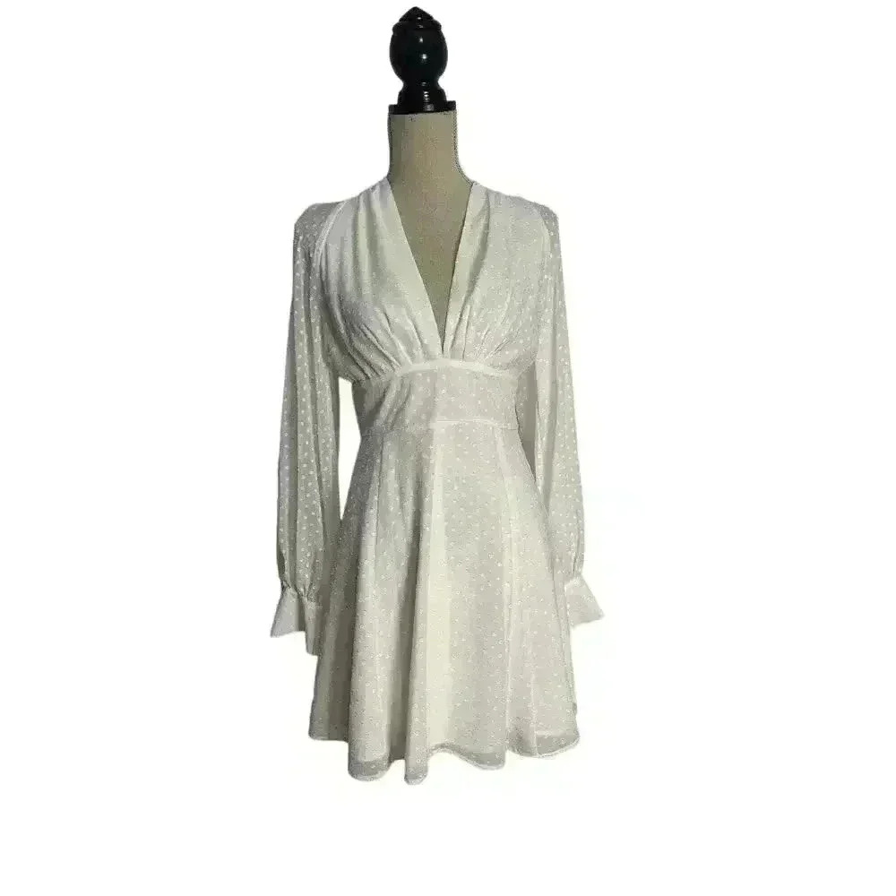 Yumi Kim Shore Thing Dress Size Med NWT white dot